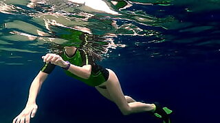 Unbridled 4K Frenzy: Naked Beach Snorkeling Orgy - No Panties