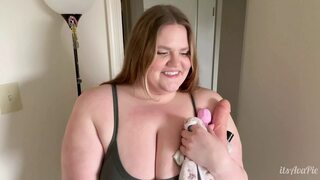 Sweet, succulent sofa session with randy relative