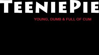 Teen with big butt🍑 gets deepthroat cumshot