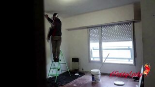 Argentine cougar ravishes construction laborer while he toils away and