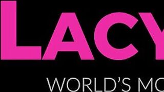  Busty英雌做舌吻诱惑少女高潮