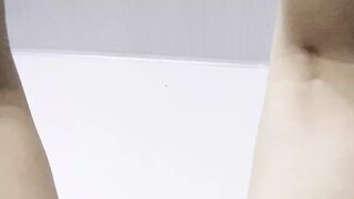 'Watch me get soaked, I'm desperate to self-pleasure'