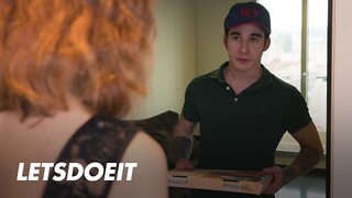 Filthy cheating wh*re Ari*n gets pounded by her bf, then