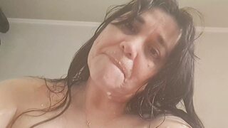 Mommy wants it rough, raw and real, get me messy