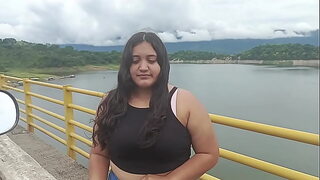 Girl dumped by her boyfriend is helped by a stranger,