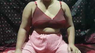 Desi Bhabi Big Tits Show. Boobs Playing