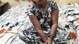 Raunchy newlywed wife's morning quickie gets hardcore, 69-style screwing and