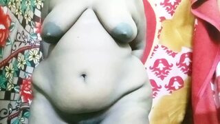 Tamil wife sucks her husband's biggest cock in a unique way